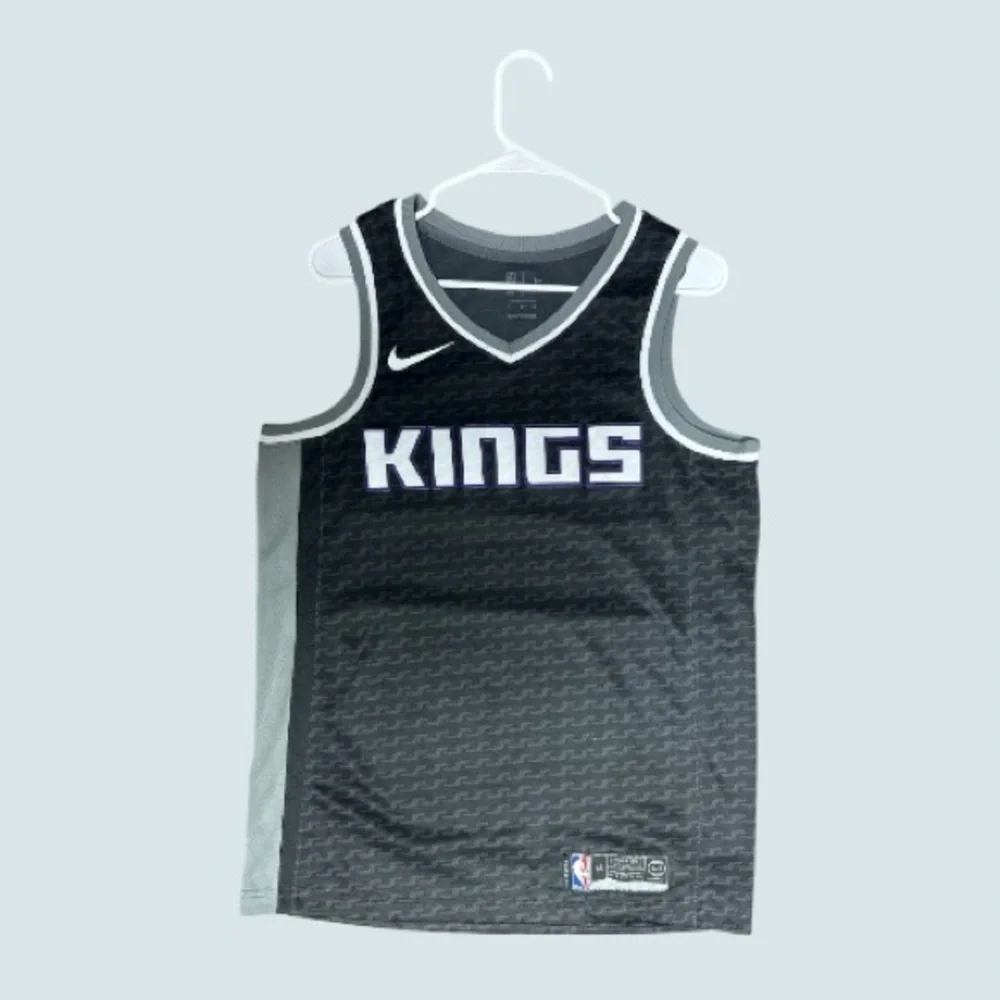 Nike Men's Black Kings Basketball Jersey Size 44 Medium
